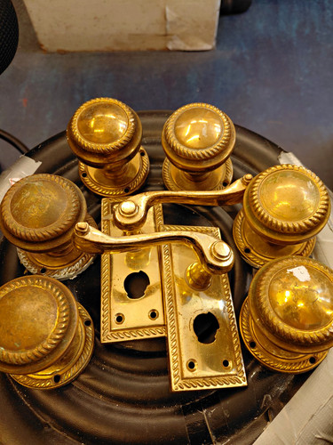 Brass polished gold - brass,