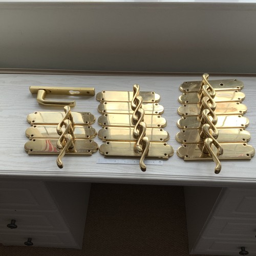 Solid polished brass - polished, lever